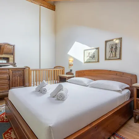 Apartamento Hostdomus - Wood