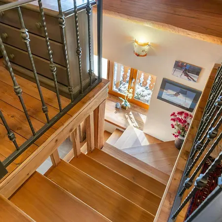 Apartamento Hostdomus - Wood *